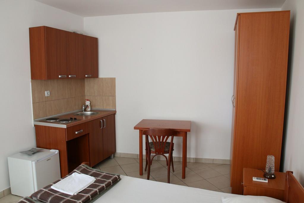 Vera Apartments Budva Phòng bức ảnh