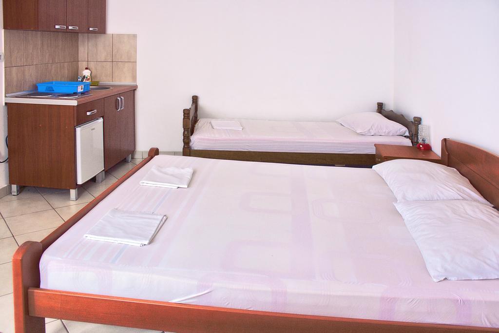 Vera Apartments Budva Phòng bức ảnh